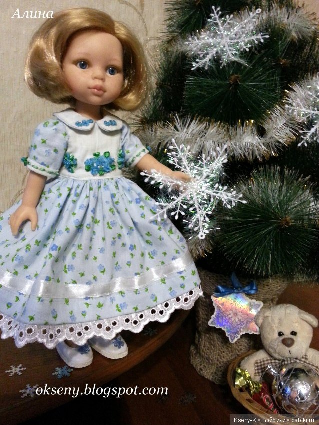 Платье с вышивкой лентами для кукол Paola Reina 32 см "Малышка Рози" (фото 3)