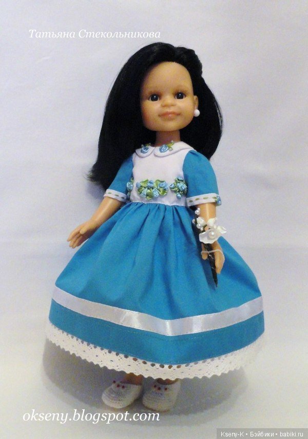 Платье с вышивкой лентами для кукол Paola Reina 32 см "Малышка Рози"