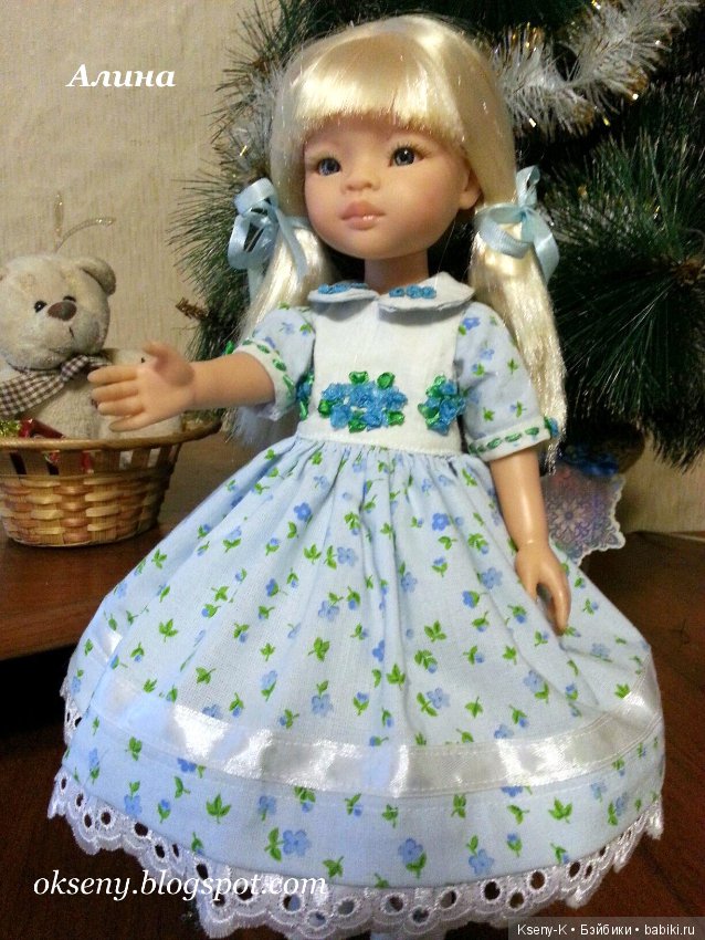 Платье с вышивкой лентами для кукол Paola Reina 32 см "Малышка Рози" (фото 4)