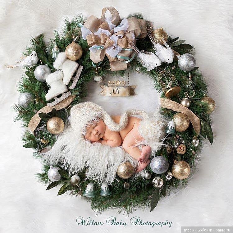 Детки в новогодних нарядах