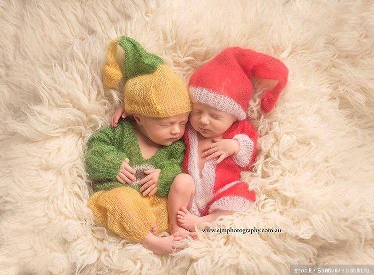 Детки в новогодних нарядах