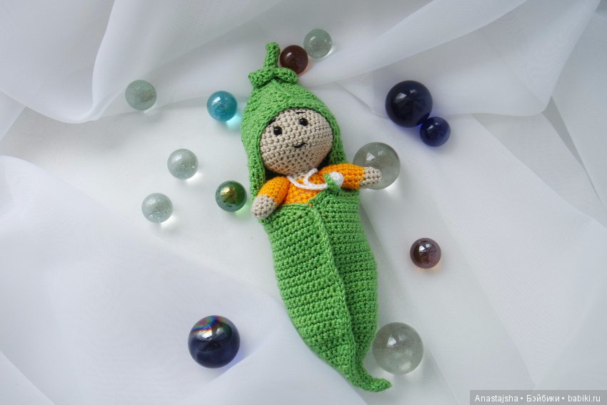 Малыш Горошик - игрушка вязанная крючком