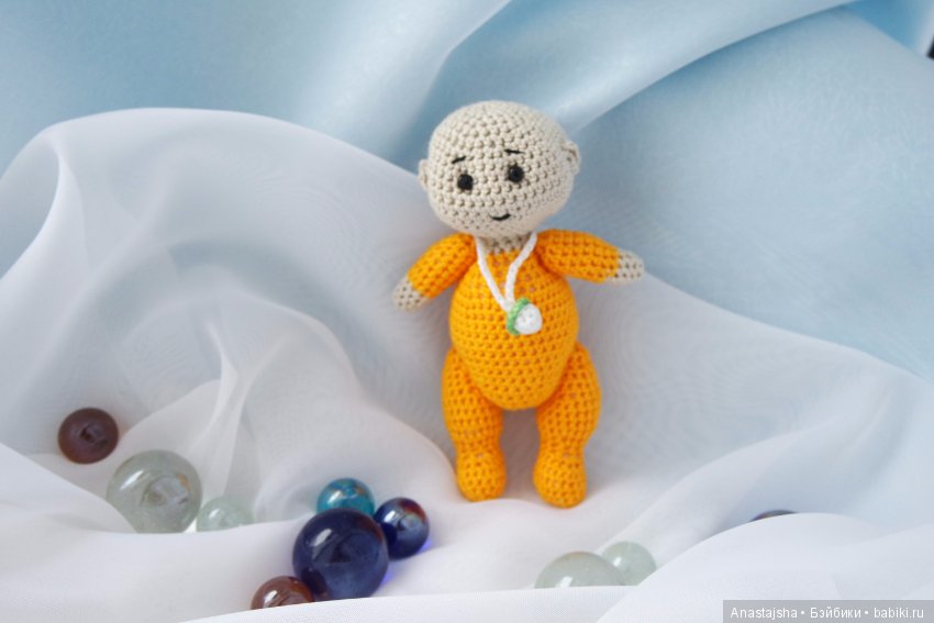 Малыш Горошик - игрушка вязанная крючком (фото 3)