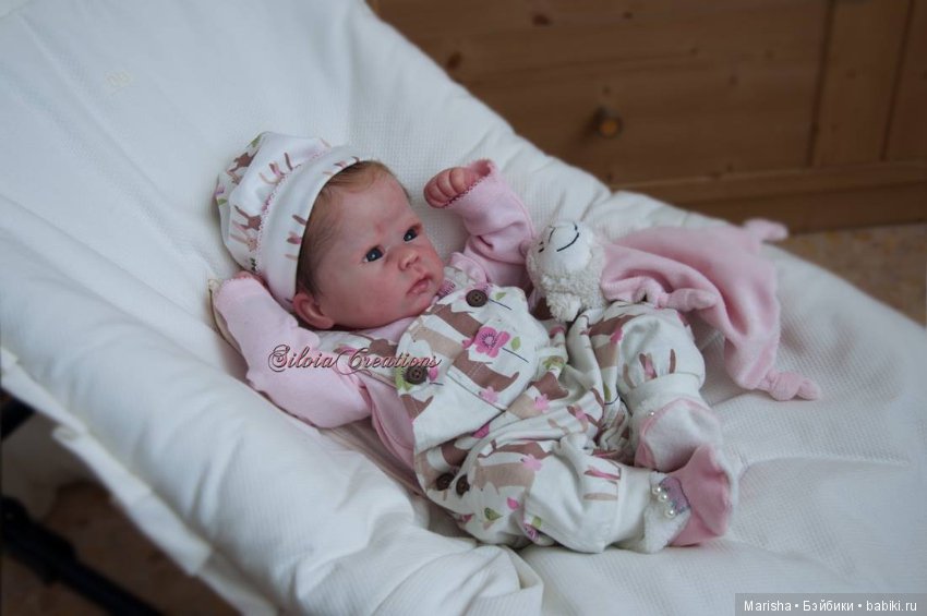 Маленькая Catrin скульптора Linda Murray