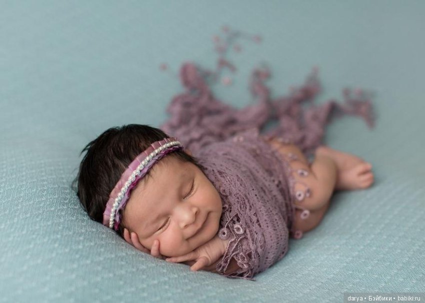 Только малыши умеют так сладко спать