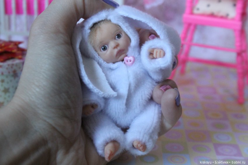 Костюмчик зайки — Лепка авторских кукол: полимерная глина