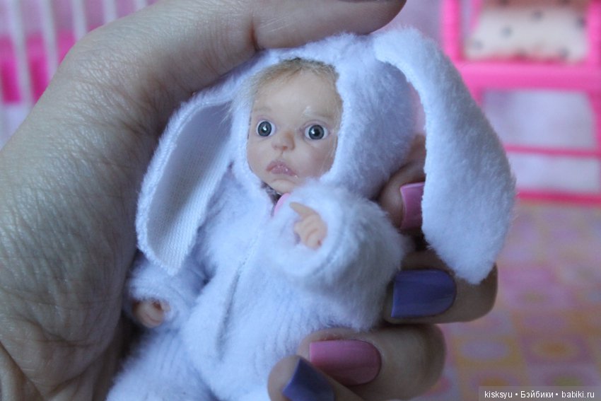 Костюмчик зайки — Лепка авторских кукол: полимерная глина