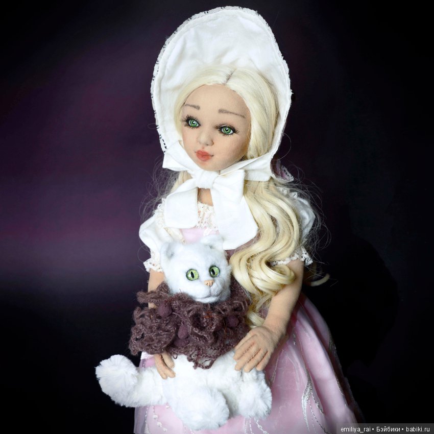 Новый образ для текстильной куклы Софии (фото 3)