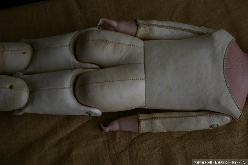 У нас появился новый житель. Хотелось бы узнать историю куклы, кто знает (фото 5)