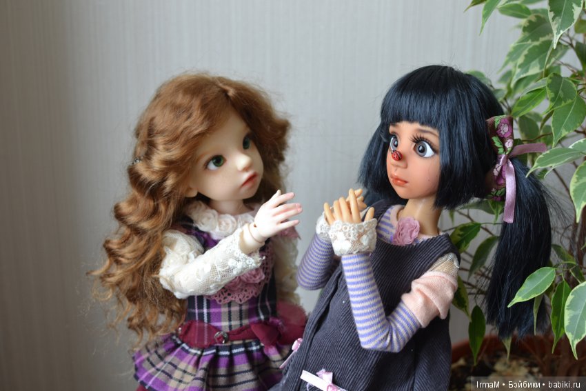 Красненький кружочек, много чёрных точек, крылья раскрывает, в небо улетает! 1 место (фото 9)