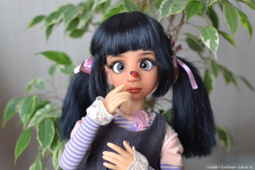 Красненький кружочек, много чёрных точек, крылья раскрывает, в небо улетает! 1 место (фото 10)