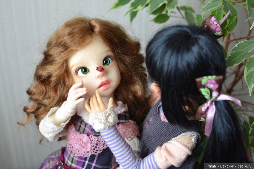 Красненький кружочек, много чёрных точек, крылья раскрывает, в небо улетает! 1 место (фото 5)