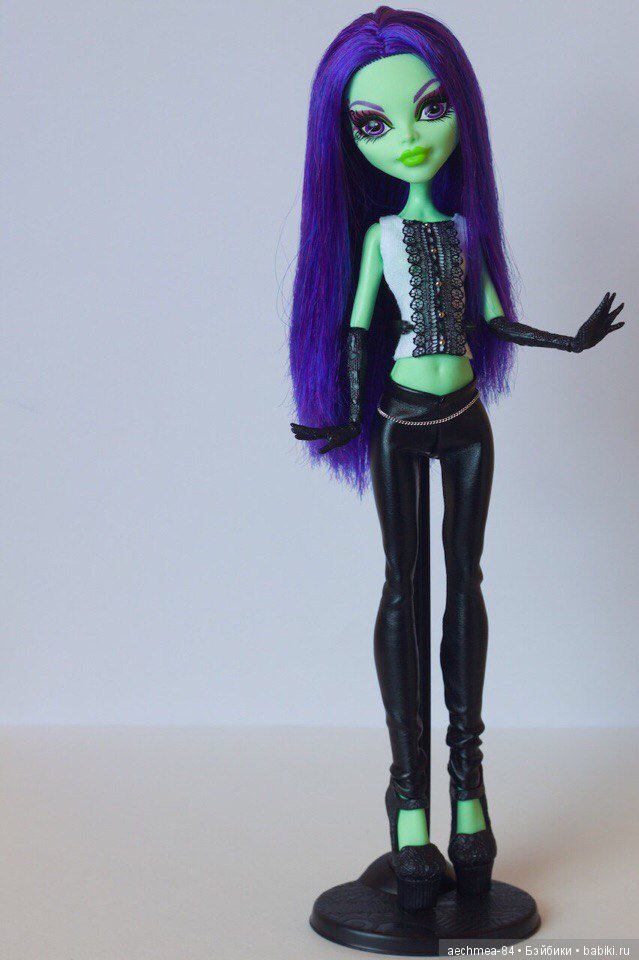 Monster High - молодые, модные