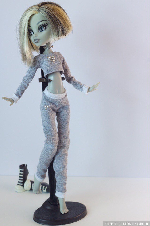 Monster High - молодые, модные