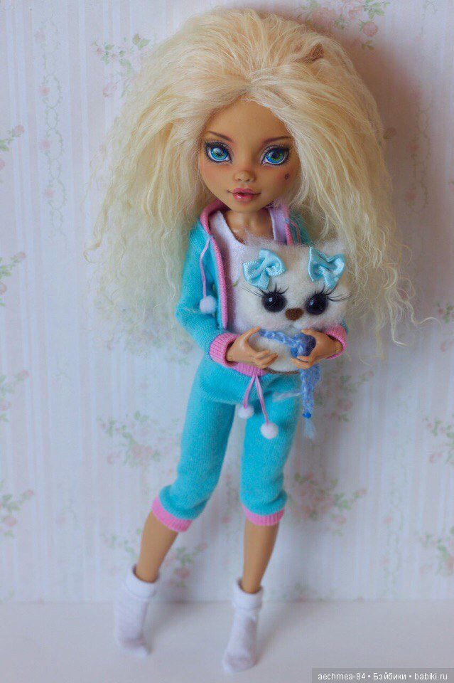 Monster High - молодые, модные