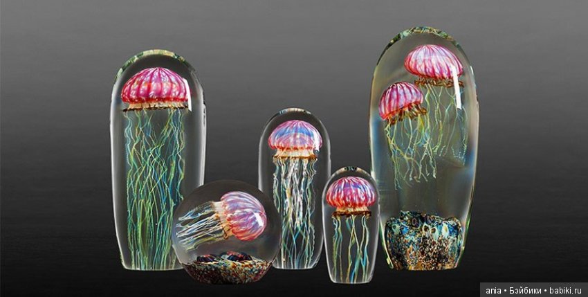Удивительные медузы из стекла