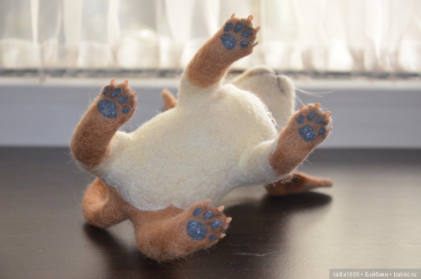 Игрушка из шерсти в технике сухого валяния. Чихуахуа (фото 3)