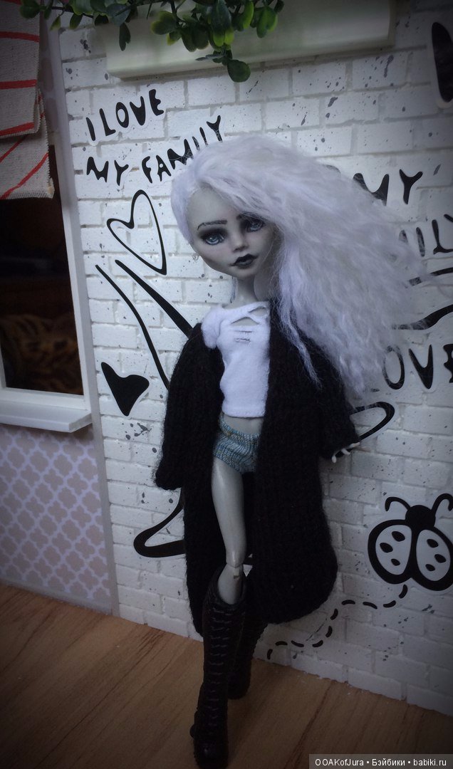 ООАК Monster High и Ever After High: репейнт