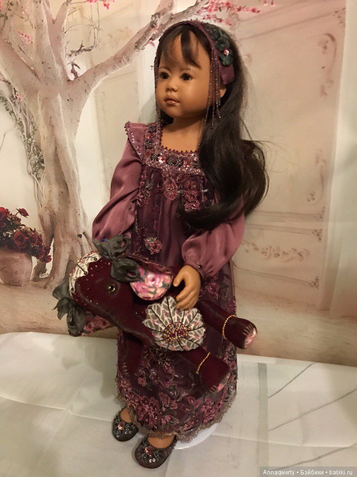 Девочка со слоненком — Куклы Heidi Plusczok (Хайди/Хейди Плюсчок) — фото