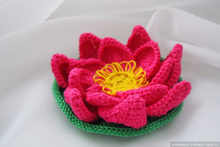 Малыш в лотосе - игрушка вязанная крючком (фото 5)