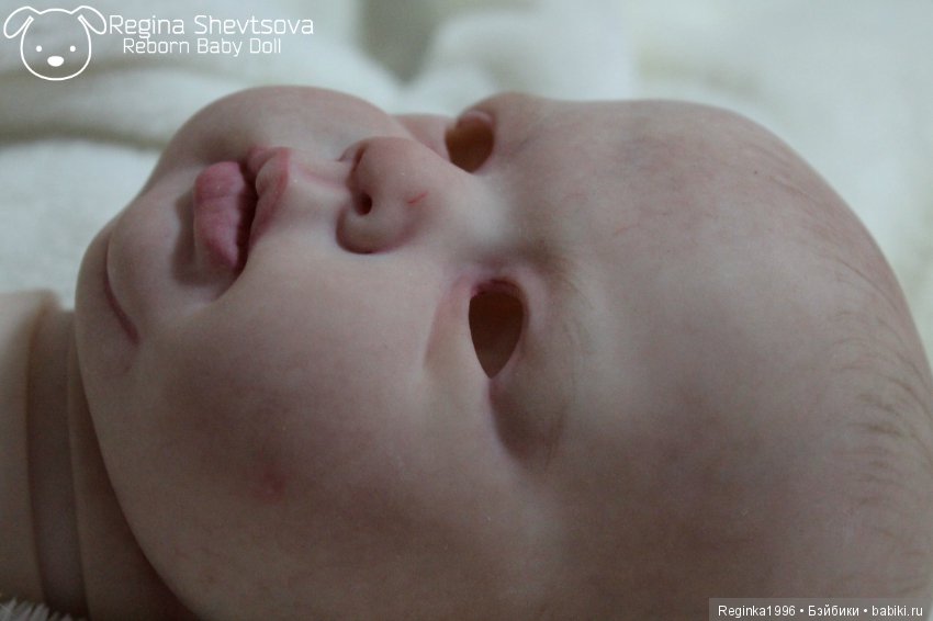 Малыш Кристаллик в процессе "рождения"