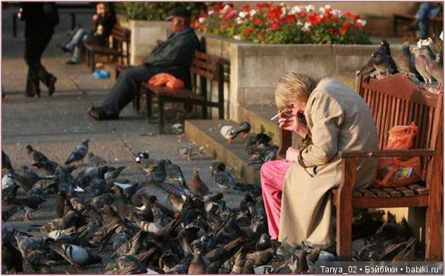 С наступающим днём женщин