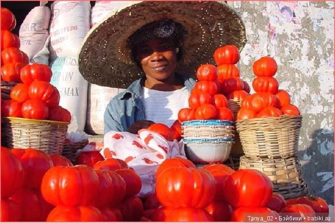 С наступающим днём женщин