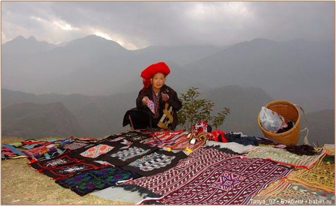 С наступающим днём женщин