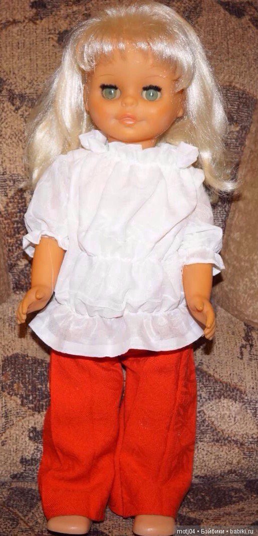 Помогите пожалуйста опознать красотку