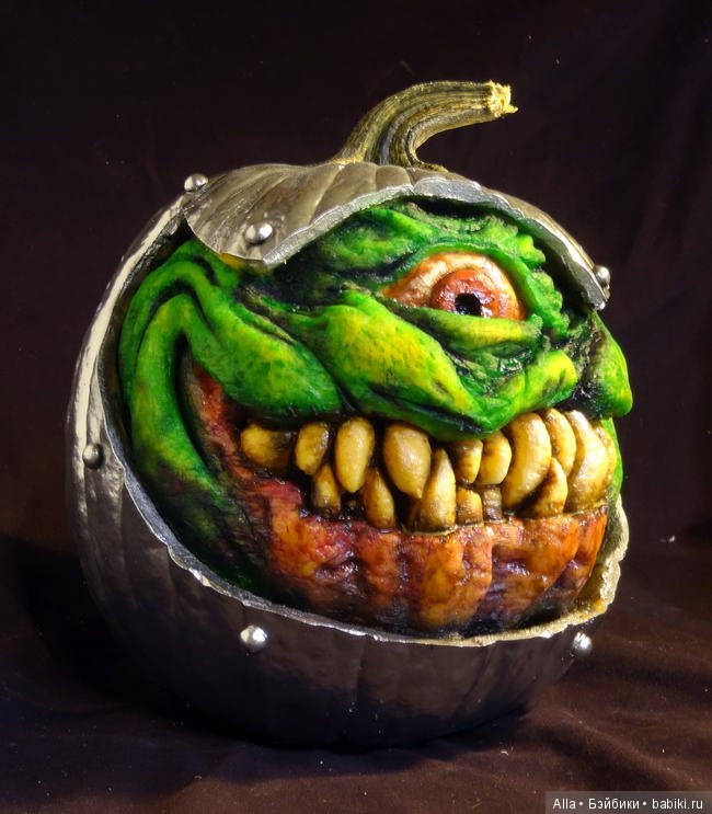 Самые жуткие лица, вырезанные художником на тыкве (фото 7)
