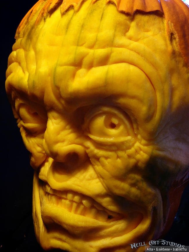 Самые жуткие лица, вырезанные художником на тыкве (фото 3)