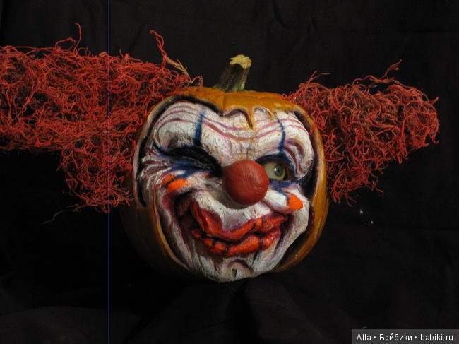 Самые жуткие лица, вырезанные художником на тыкве (фото 9)