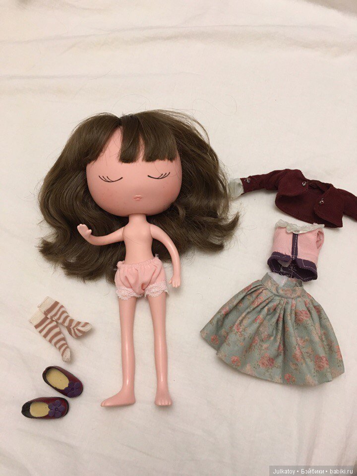 Сравнение кукол Горджусс от Paola Reina и Аникке от Berjuan (фото 6)
