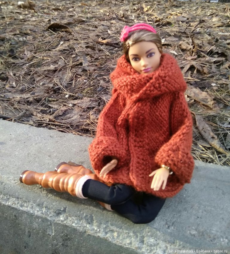 Элина на прогулке на ВВЦ и в Ботаническом саду:)