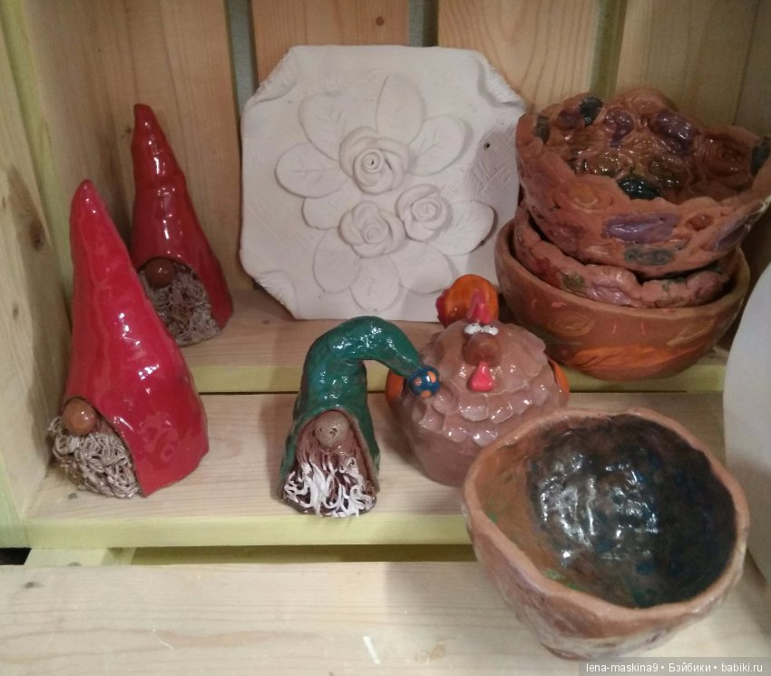 Элина на прогулке на ВВЦ и в Ботаническом саду:)