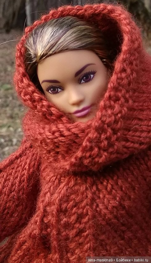 Элина на прогулке на ВВЦ и в Ботаническом саду:)