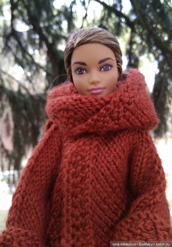 Элина на прогулке на ВВЦ и в Ботаническом саду:)