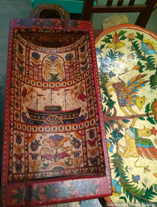 Элина на прогулке на ВВЦ и в Ботаническом саду:)