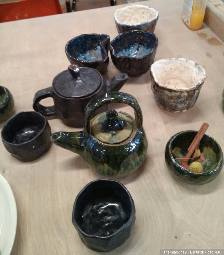 Элина на прогулке на ВВЦ и в Ботаническом саду:)