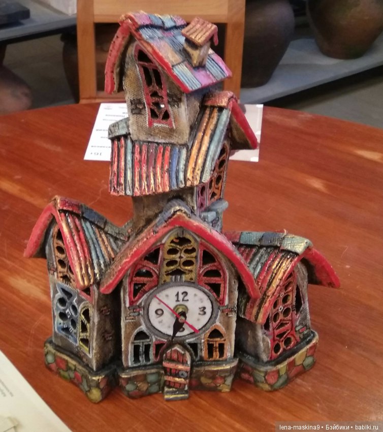 Элина на прогулке на ВВЦ и в Ботаническом саду:)