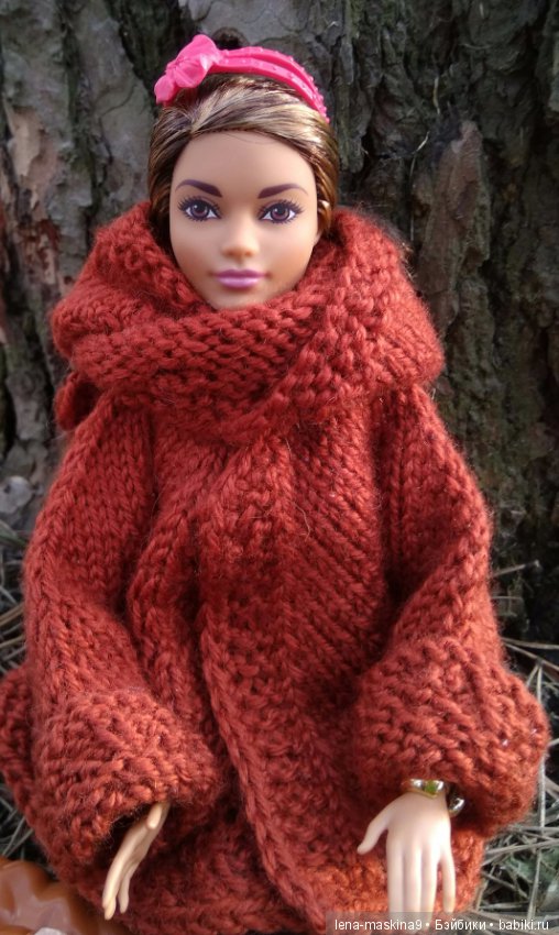 Элина на прогулке на ВВЦ и в Ботаническом саду:)