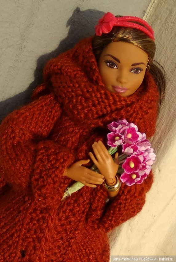 Элина на прогулке на ВВЦ и в Ботаническом саду:)