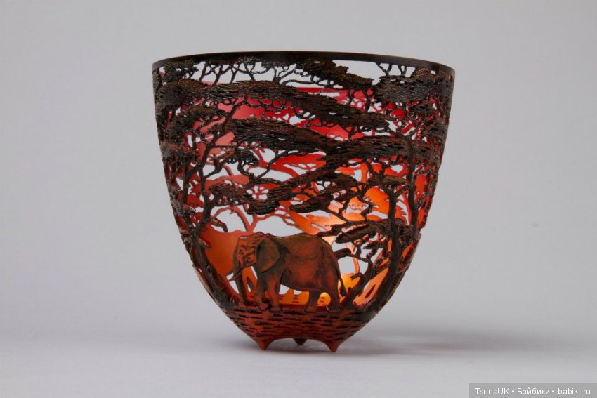 Кружевные вазы Gordon Pembridge