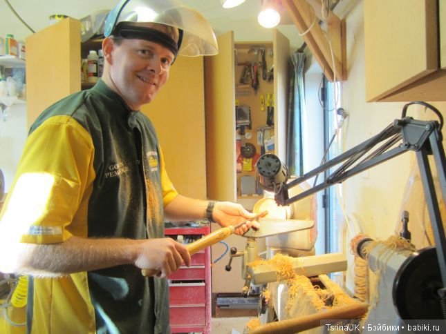 Кружевные вазы Gordon Pembridge