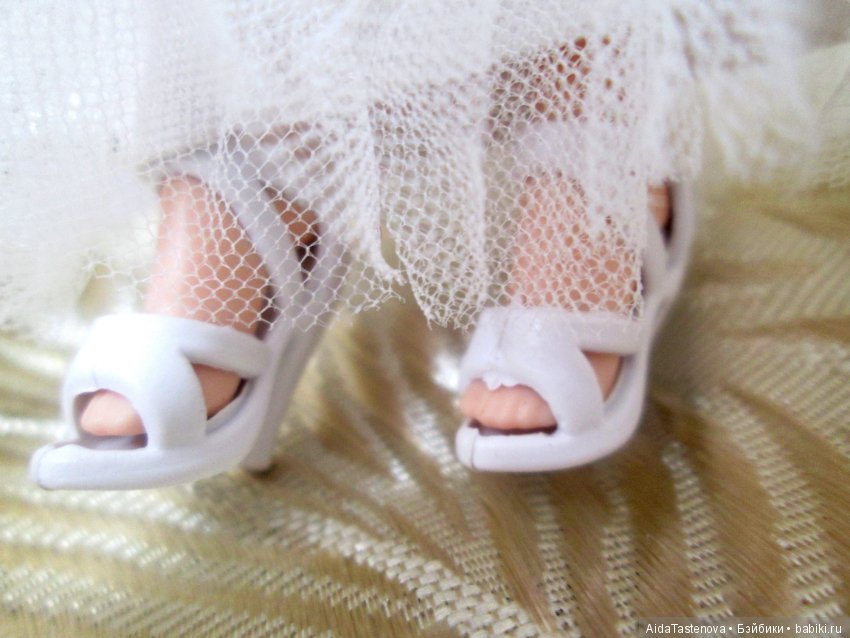 Из обычной Барби - в коллекционную куклу (фото 3)