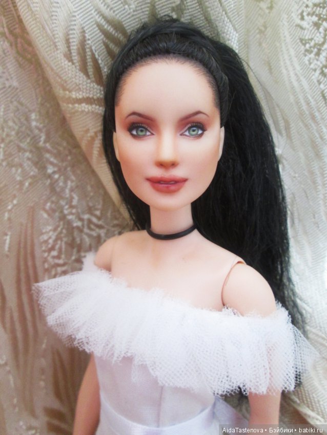 Из обычной Барби - в коллекционную куклу (фото 6)