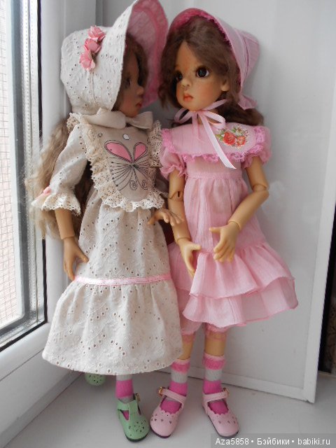 Шляпки, платья, чулочки... всё для девочек (фото 10)