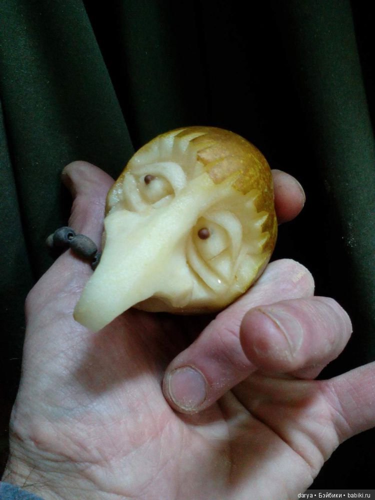 Станислав Дерябин и его мультяшные фигурки, куклы из дерева (фото 6)