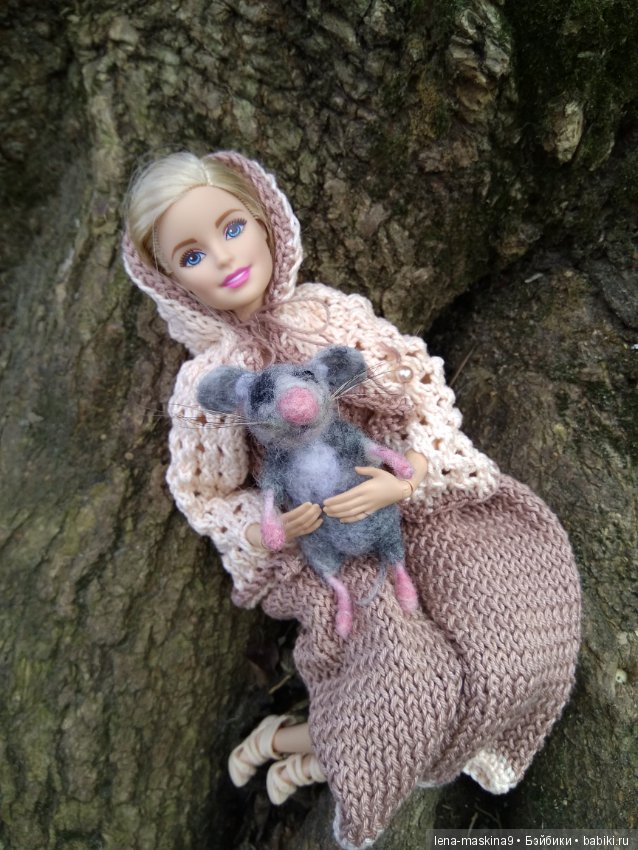 С другом в дороге веселей:))