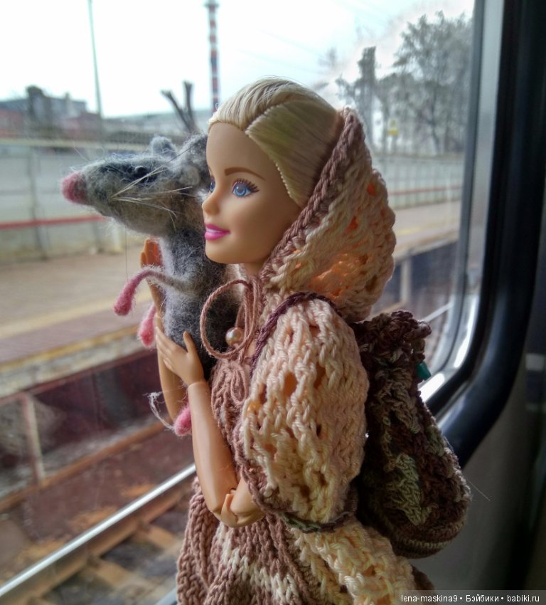 С другом в дороге веселей:))